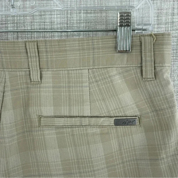 Greg Norman Mens Size 30 Plaid golfing shorts 1852 - Picture 4 of 8
